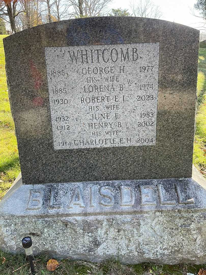 Philip B. Earle's grave. Photo 1