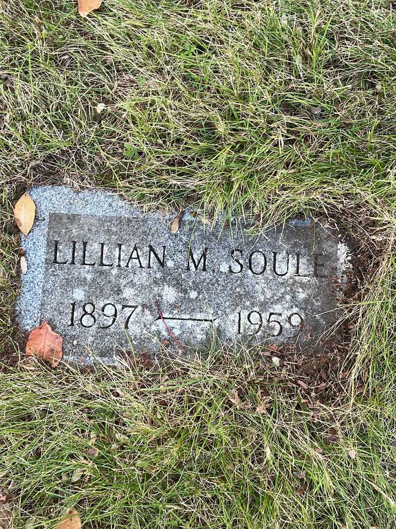 Lillian M. Soule's grave. Photo 3