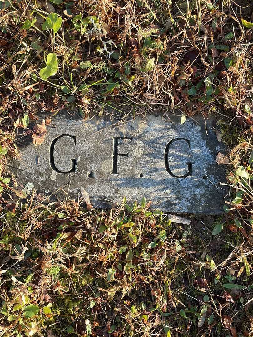 Grace F. Gibbs's grave. Photo 4