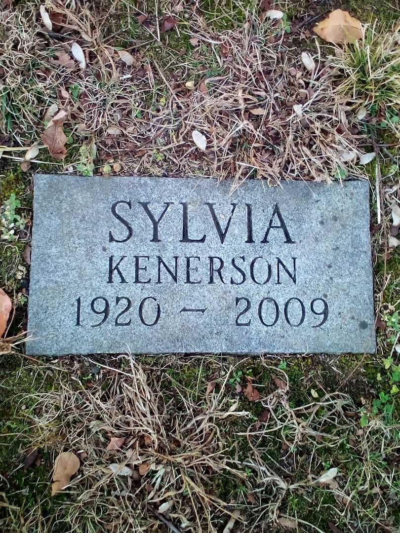 Sylvia Kenerson's grave. Photo 3