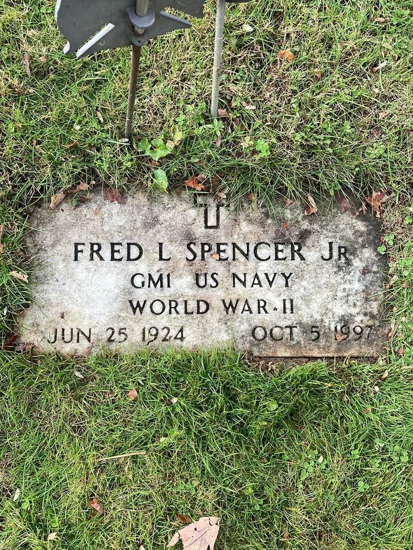 Fred L. Spencer Junior's grave. Photo 5