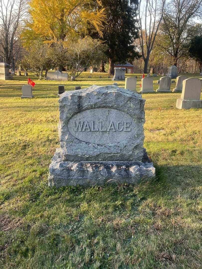 Charles A. Wallace's grave. Photo 1