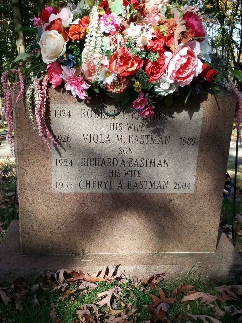 Cheryl Ann Chapin Eastman's grave. Photo 4