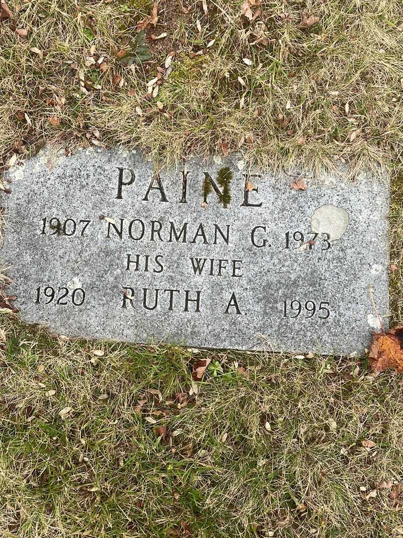 Ruth A. Paine's grave. Photo 3