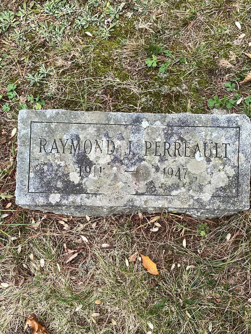 Raymond J. Perreault's grave. Photo 3