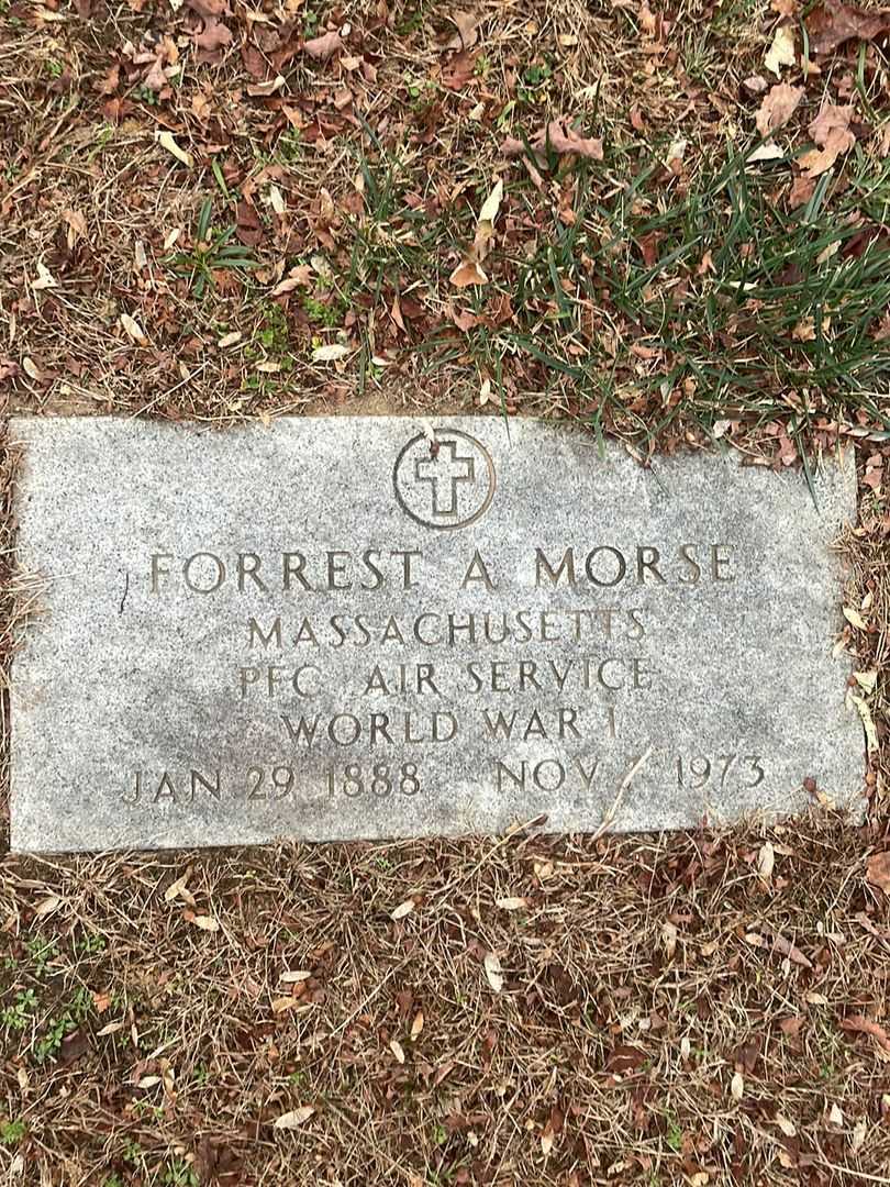 Forrest A. Morse's grave. Photo 4