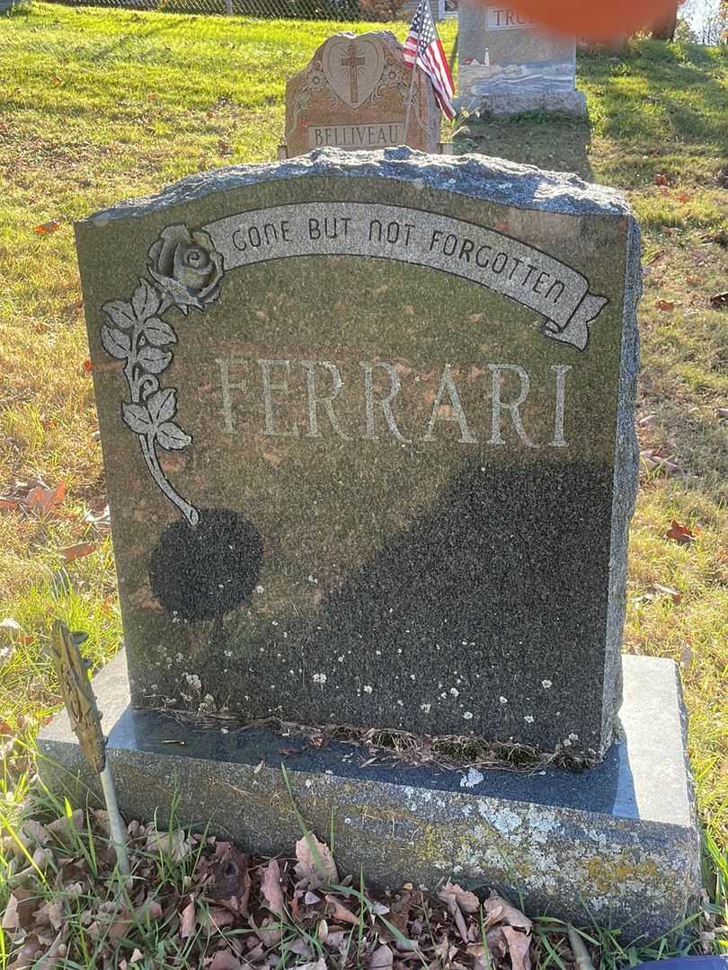 Raymond F. Ferrari's grave. Photo 1