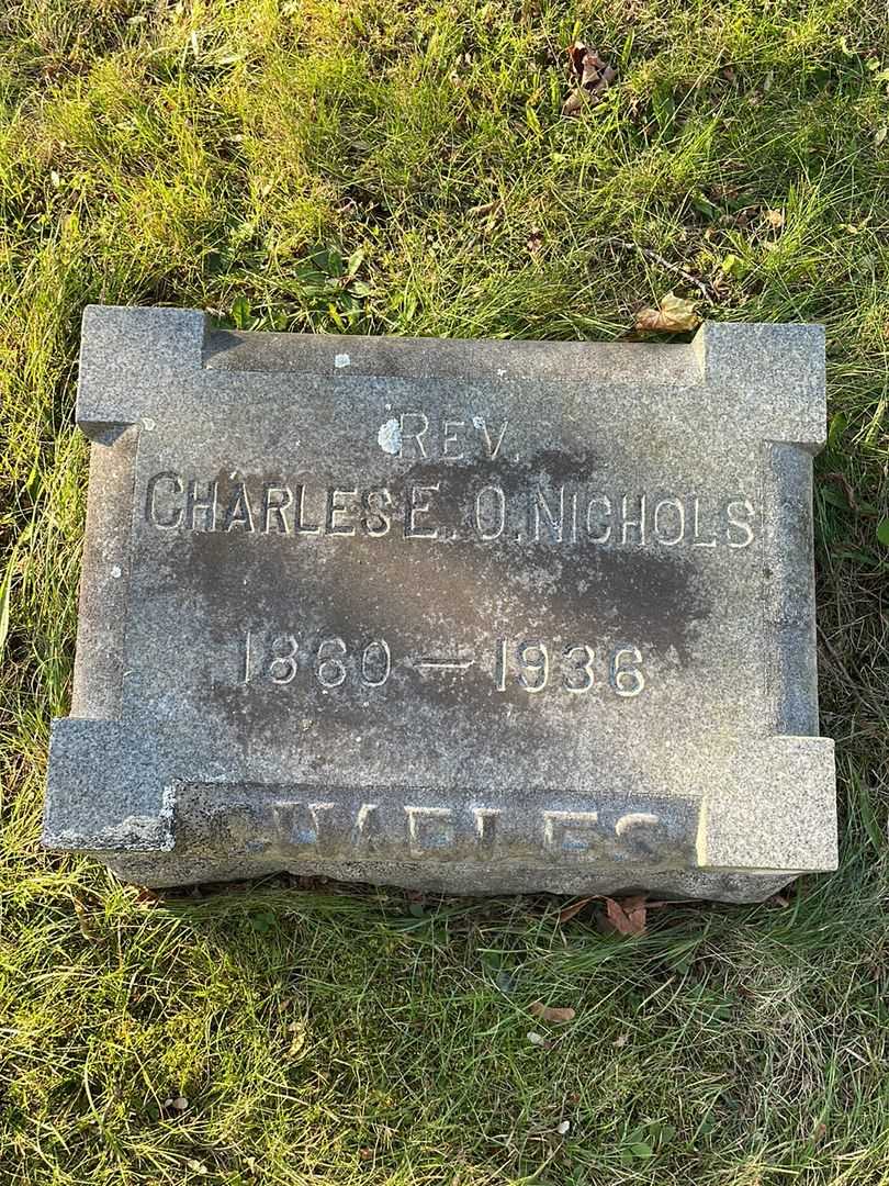 Charles E. Nichols's grave. Photo 3