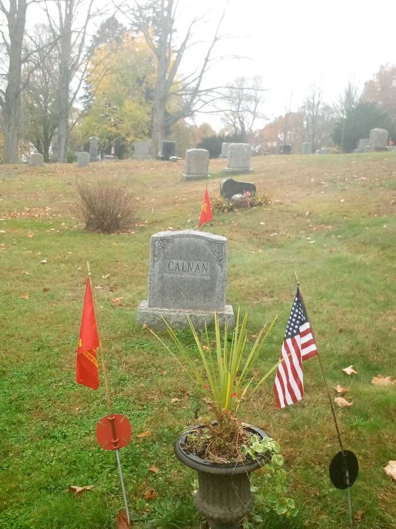 Robert C. Calnan's grave. Photo 2