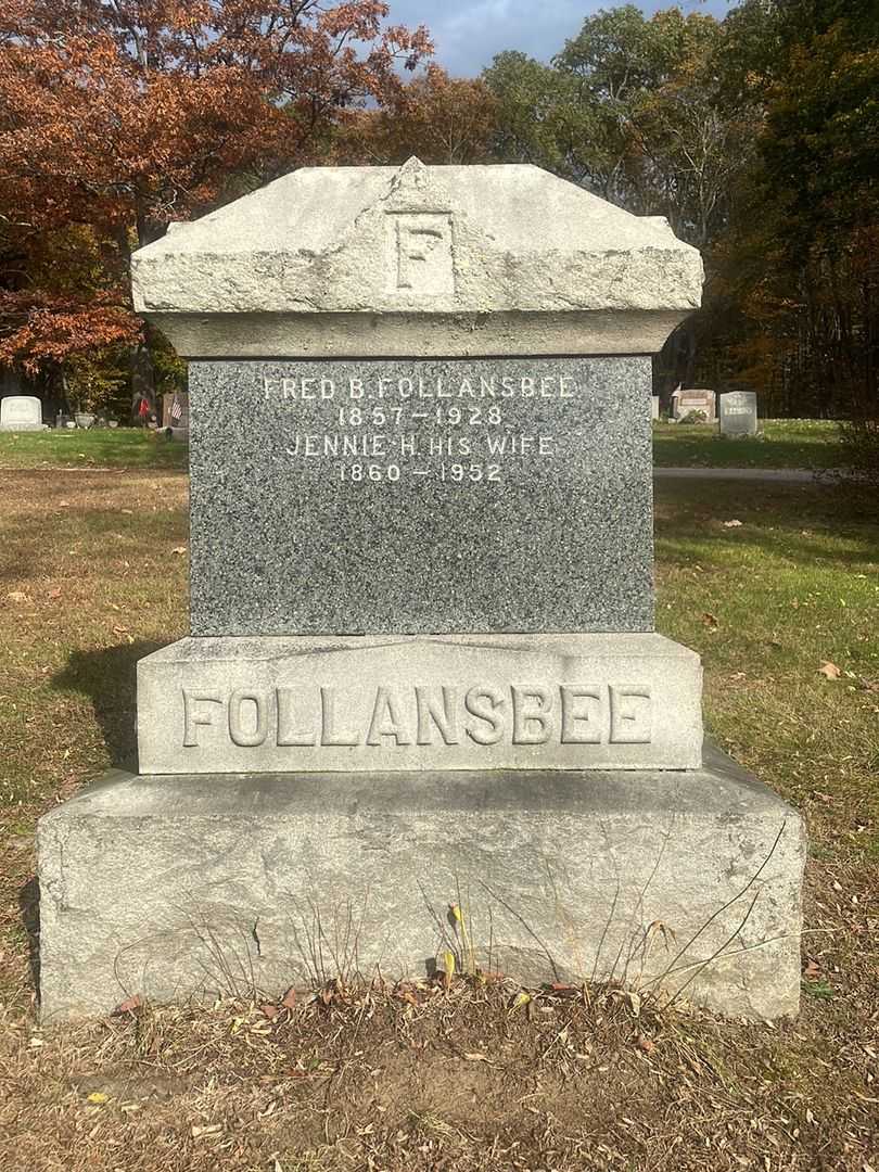 Cornella A. Nichols's grave