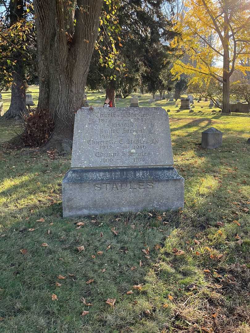 Charlotte C. Staples's grave. Photo 2