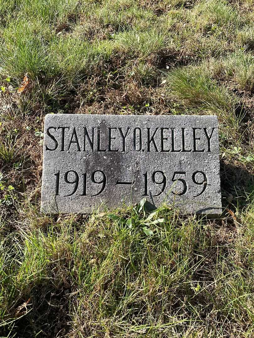 Stanley O. Kelley's grave. Photo 3