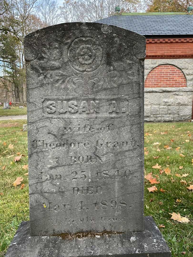 Susan A. Grant's grave. Photo 3