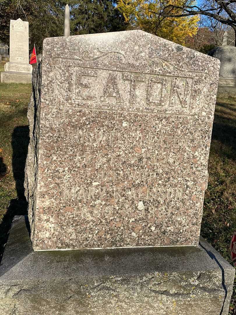 Roswell J. Eaton's grave. Photo 1