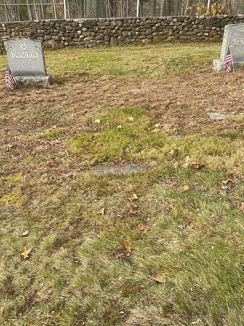 Kenneth A. MacDonald's grave. Photo 2