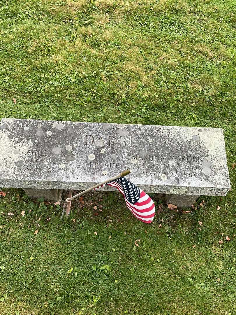 Phillip N. Darbe Senior's grave. Photo 3