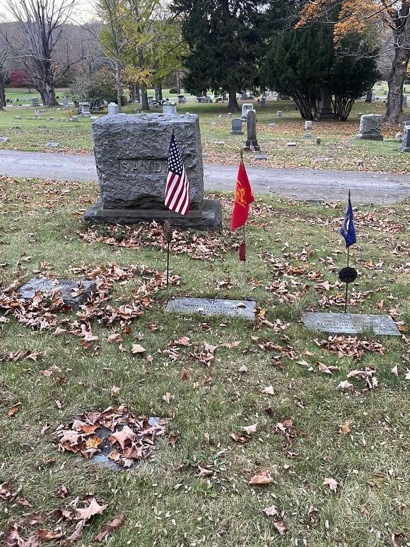 Norman A. Sande's grave. Photo 3