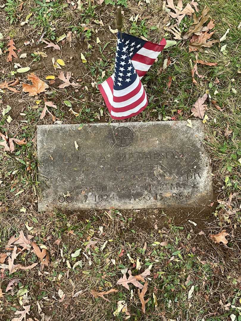 Lyle A. Matheson's grave. Photo 3