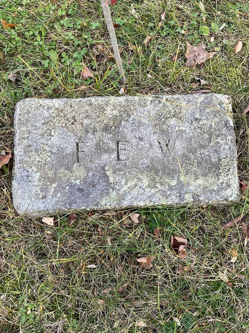 Frank E. Walker's grave. Photo 5