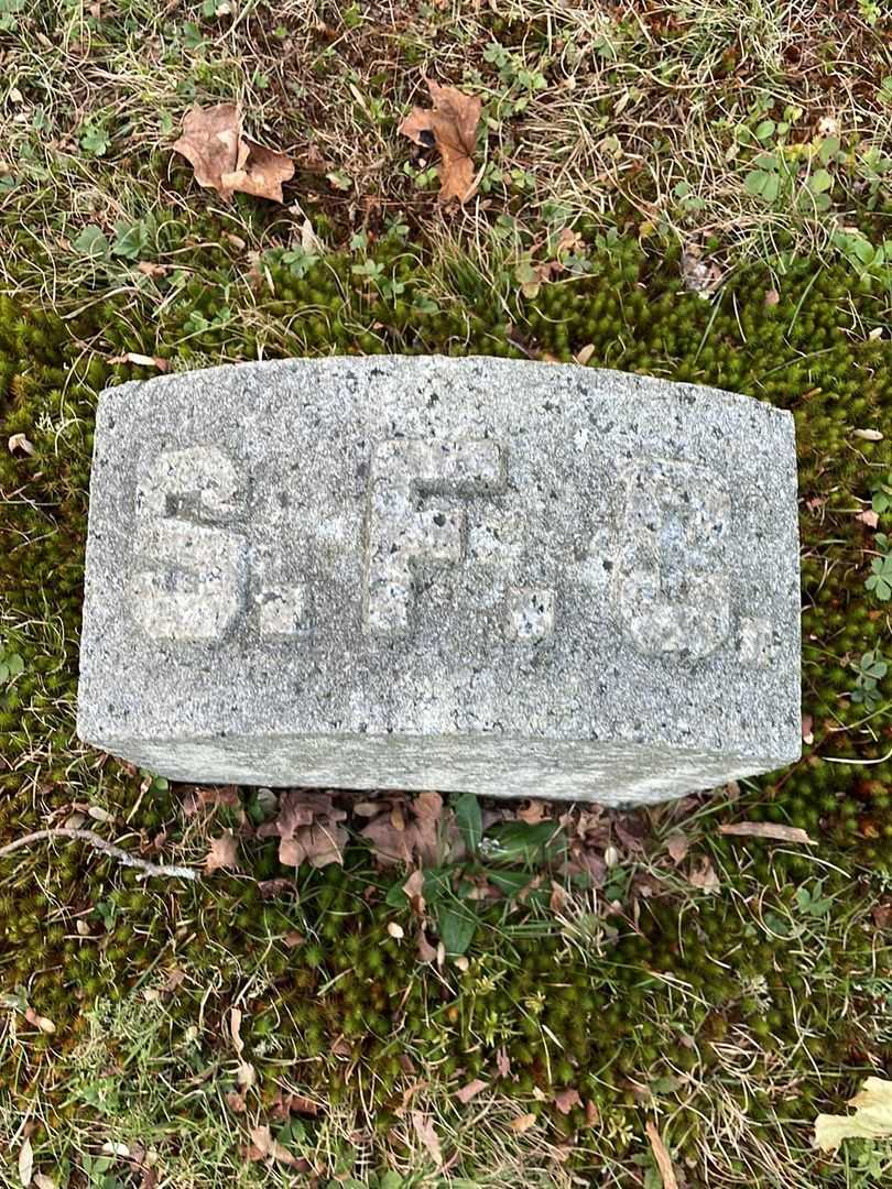 Stephen F. Chase's grave. Photo 4