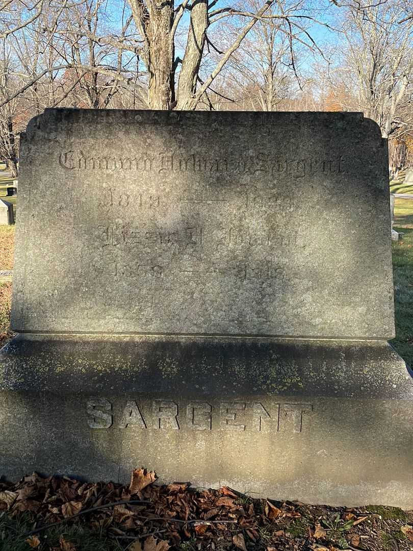 Lizzie H. Sargent's grave. Photo 3