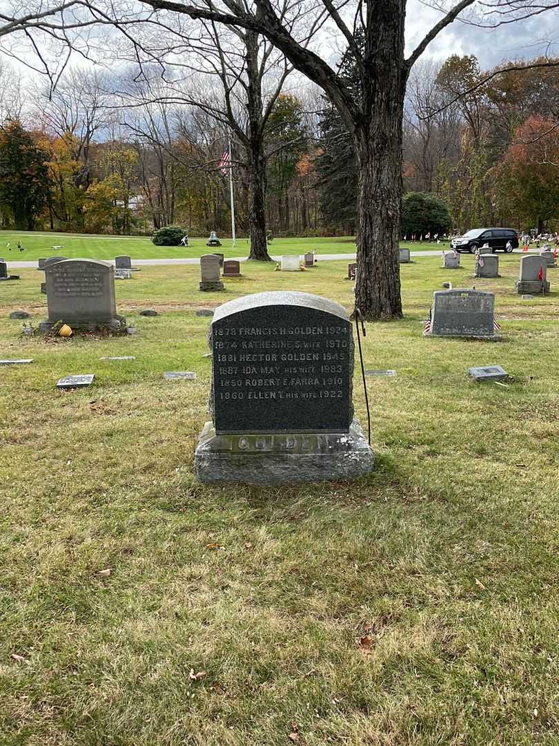 Robert E. Farra's grave. Photo 2