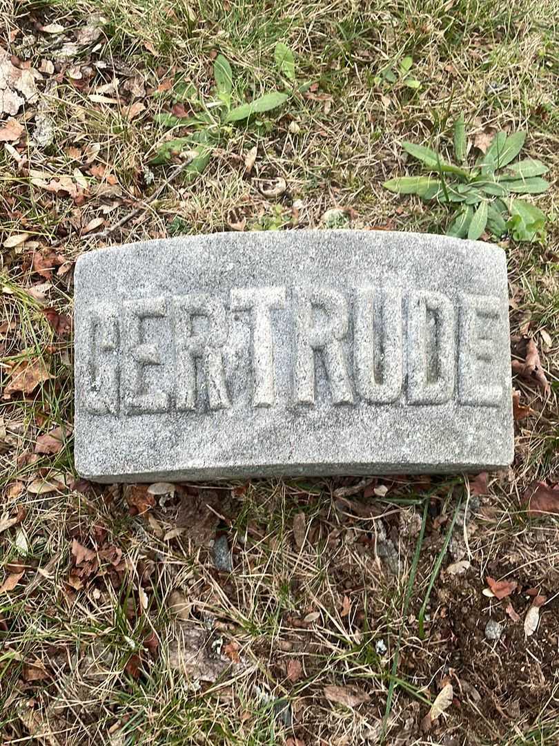 Florence Gertrude Dickey's grave. Photo 4