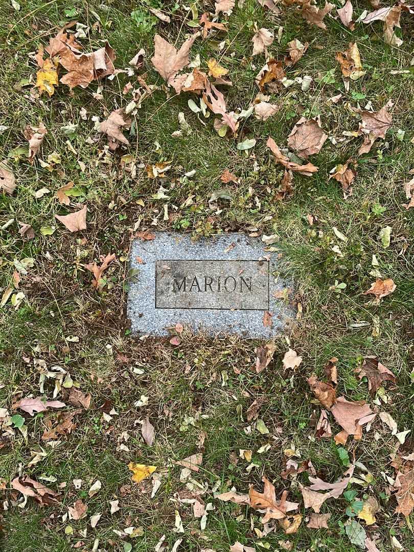 Marion E. Davis Journeay's grave. Photo 4