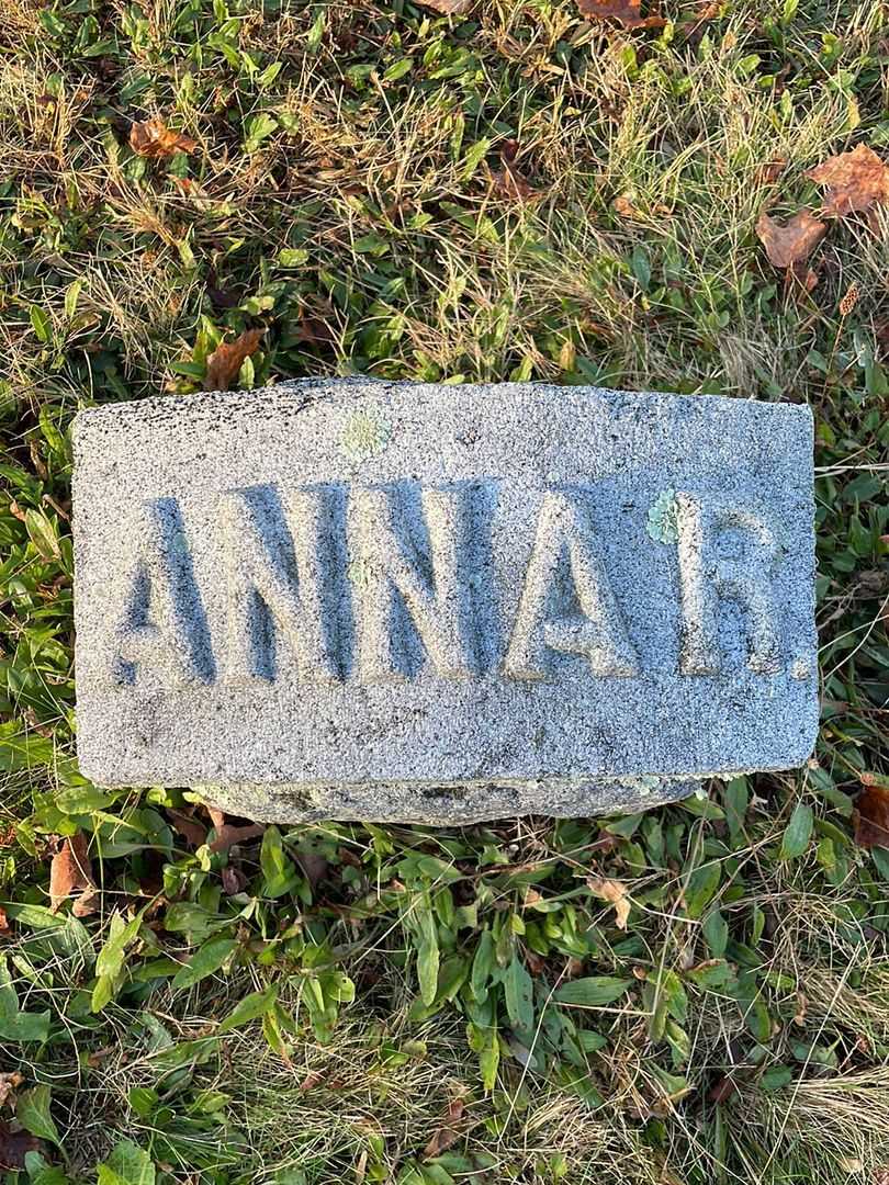 Anna R. Codsoe's grave. Photo 4