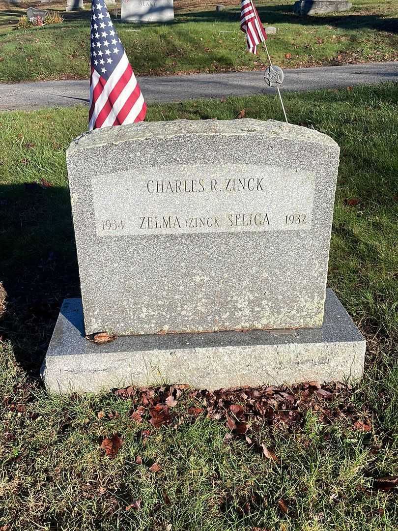 Zelma Zinck Seliga's grave. Photo 4