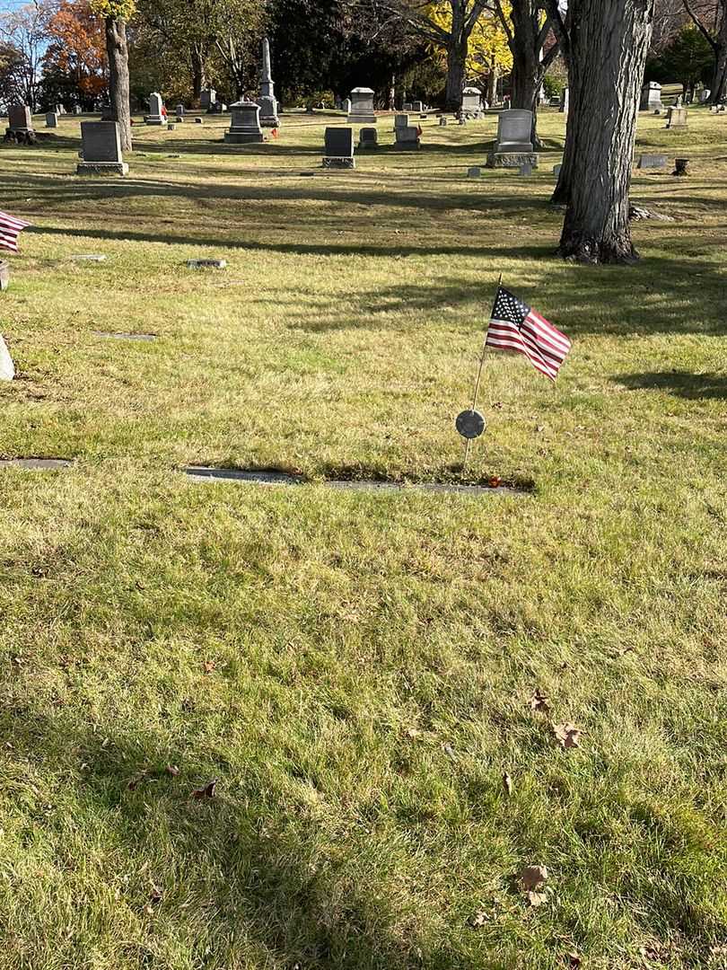 Rodney E. Fry Senior's grave. Photo 2