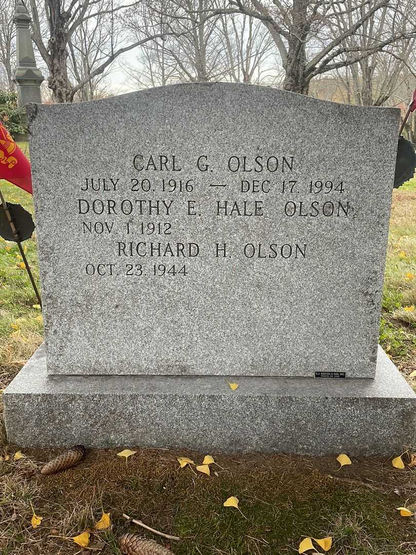 Dorothy E. Hale Olson's grave. Photo 3