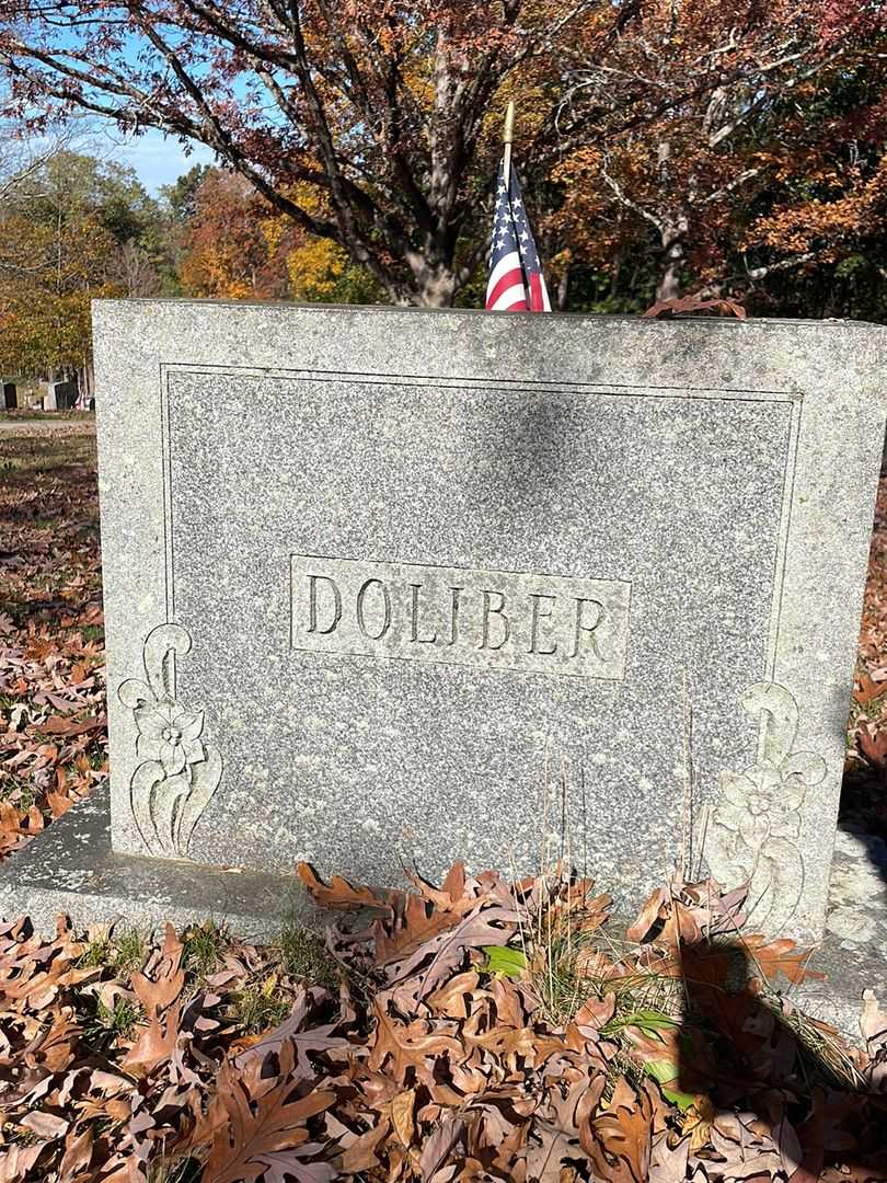 Alberta Felsman Doliber's grave. Photo 1