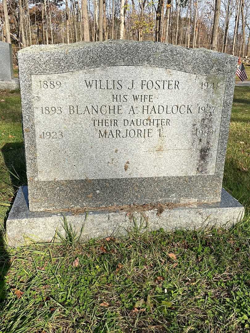 Blanche A. Hadlock Foster's grave. Photo 3