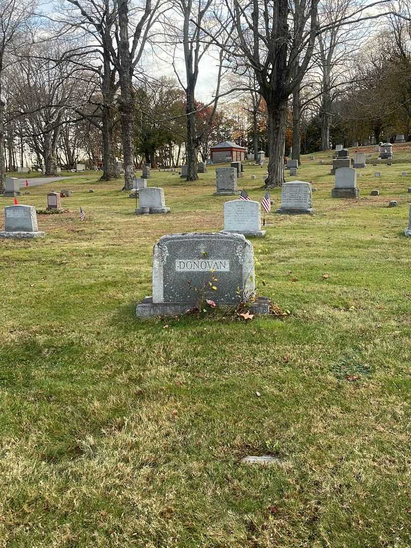 Mary T. Cano Donovan's grave. Photo 2