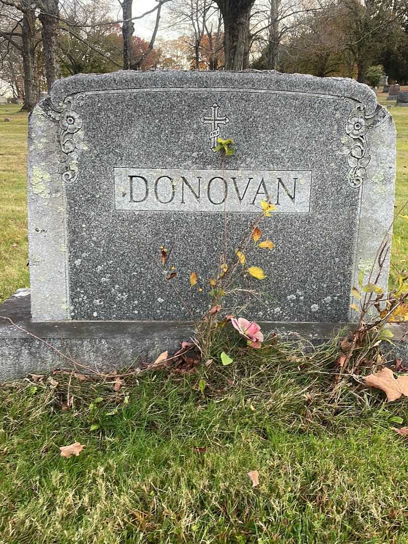 Mary T. Cano Donovan's grave. Photo 1