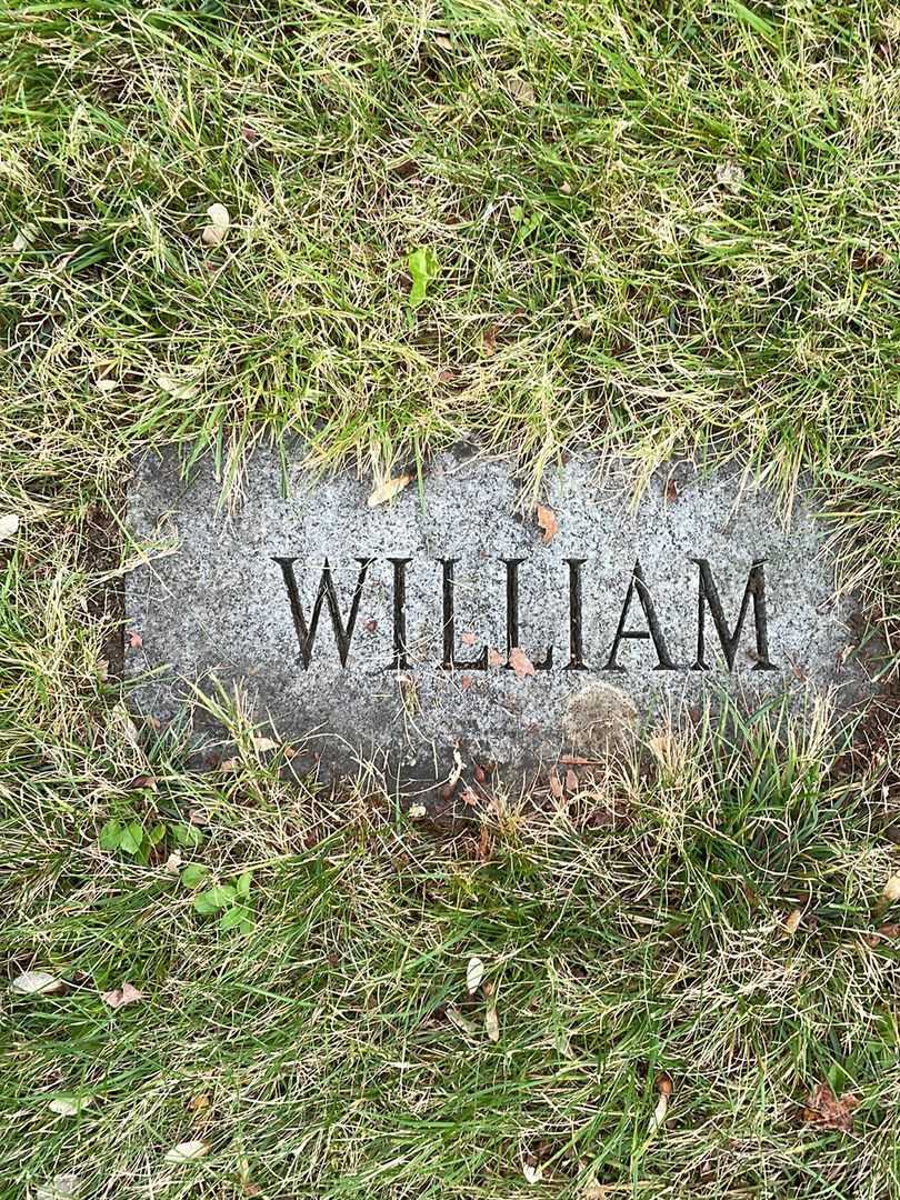 William H. Franklin's grave. Photo 4