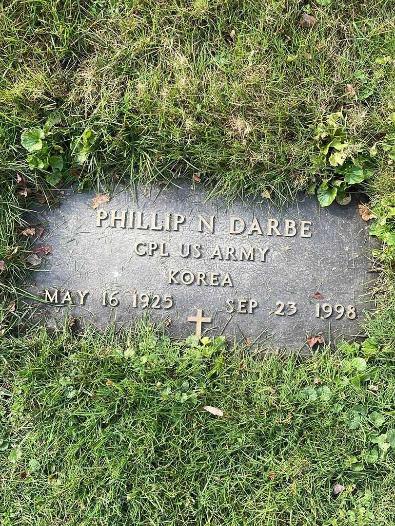 Phillip N. Darbe Senior's grave. Photo 4