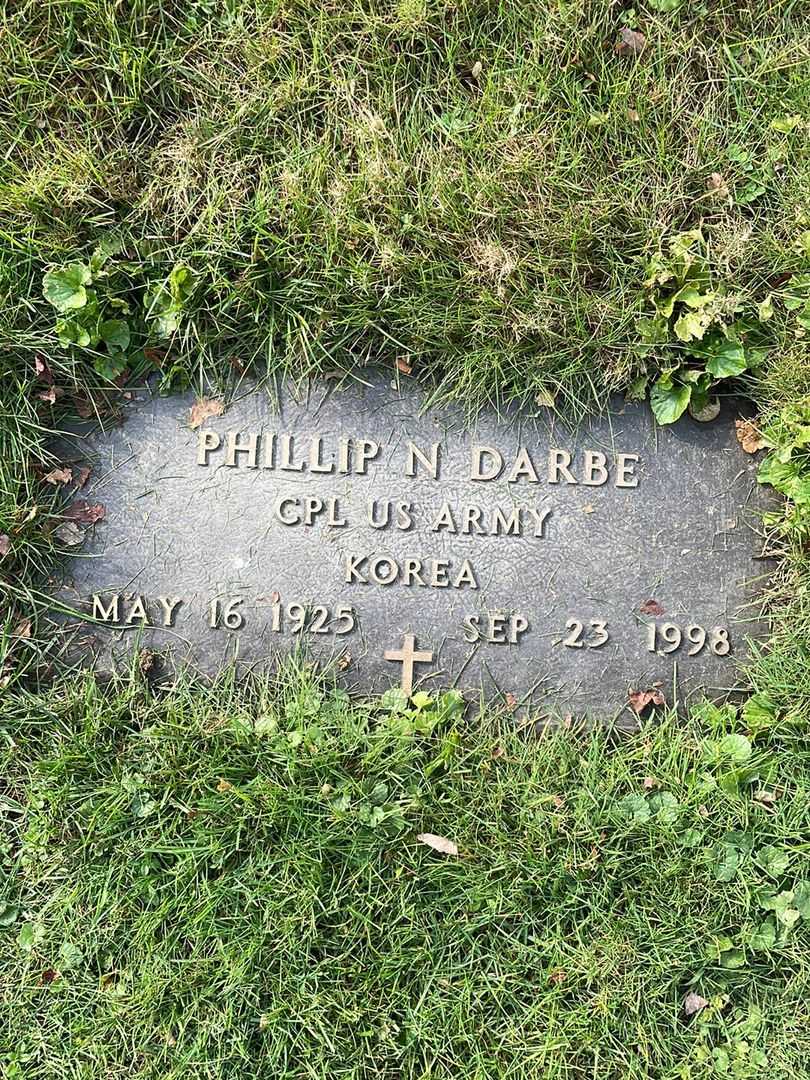 Phillip N. Darbe Senior's grave. Photo 5