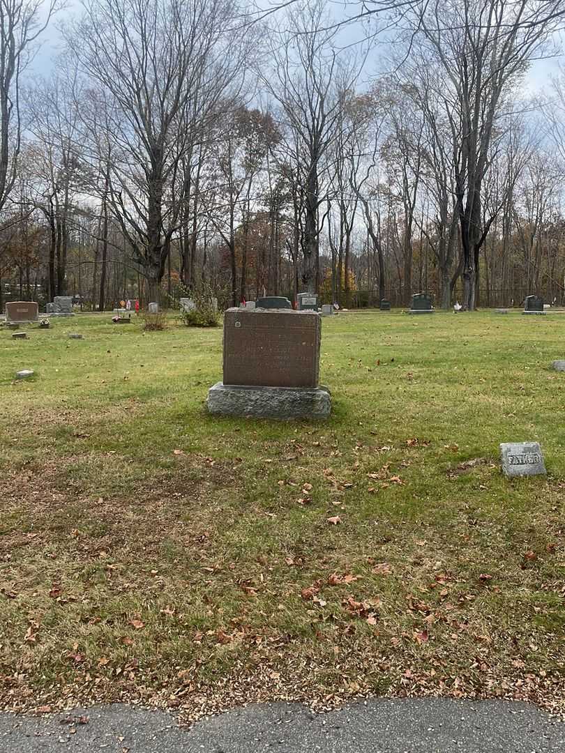 Henry Borden Newhall's grave. Photo 2