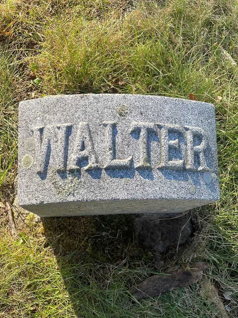 Walter O. Adams's grave. Photo 3