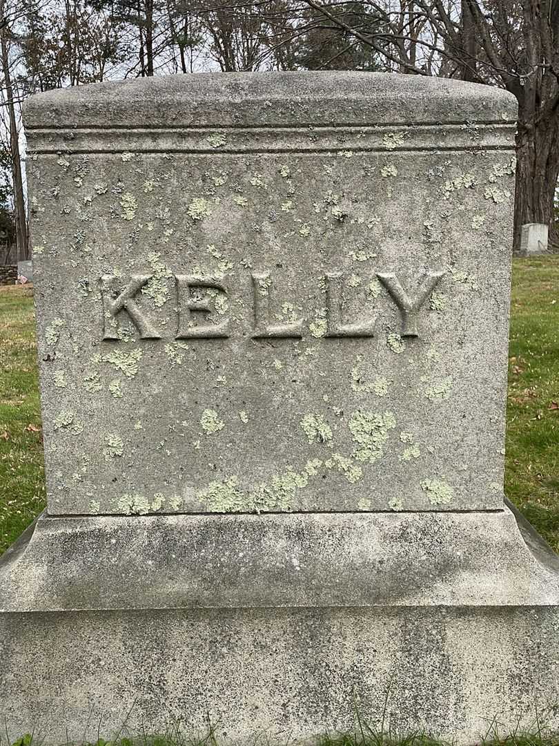 Marion E. Kelly's grave. Photo 1