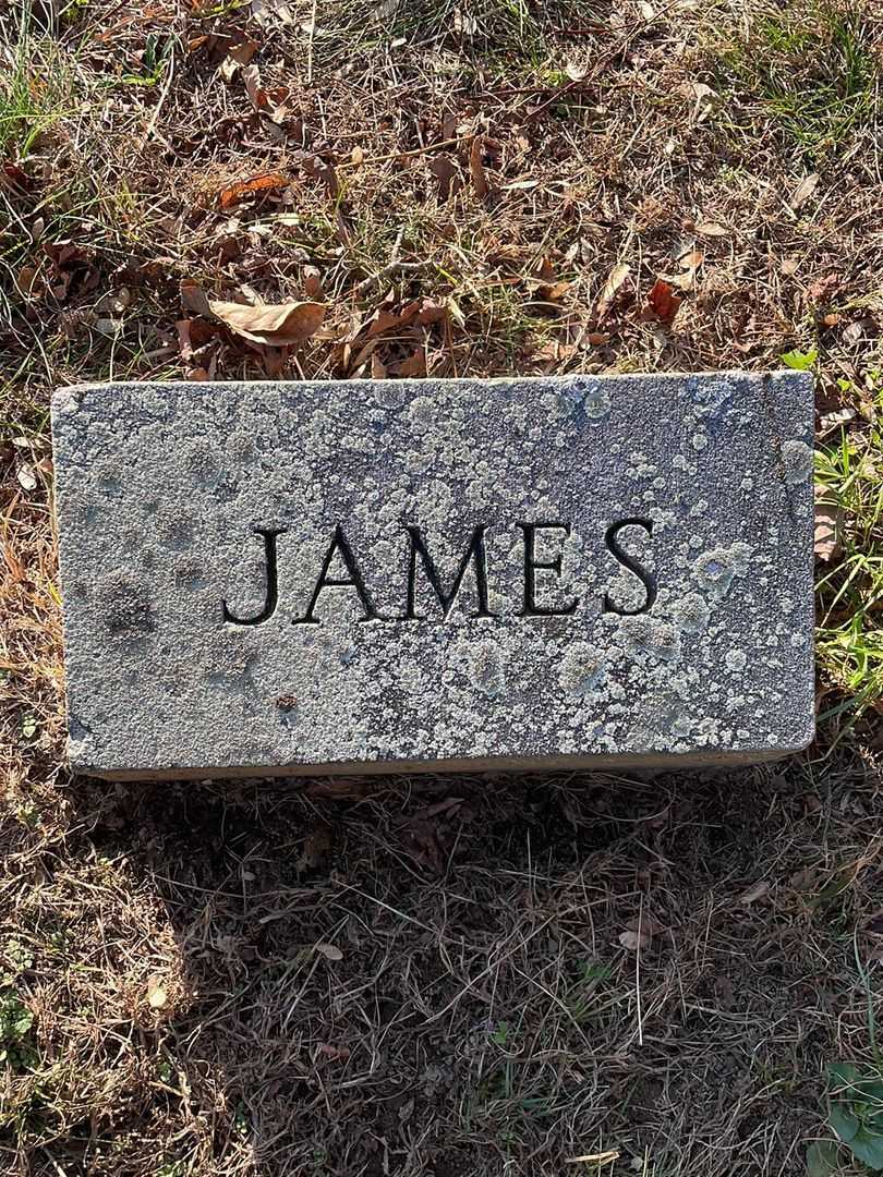 James S. Viccaro's grave. Photo 4