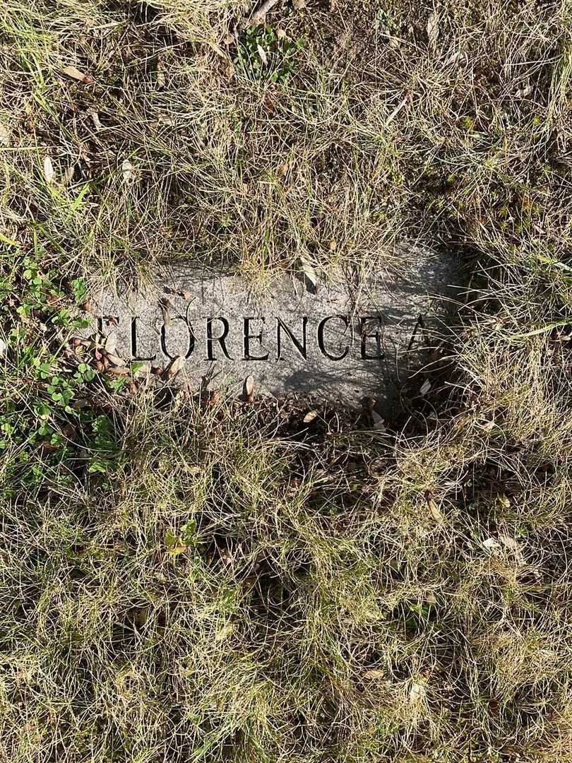 Florence A. Sinclair's grave. Photo 4