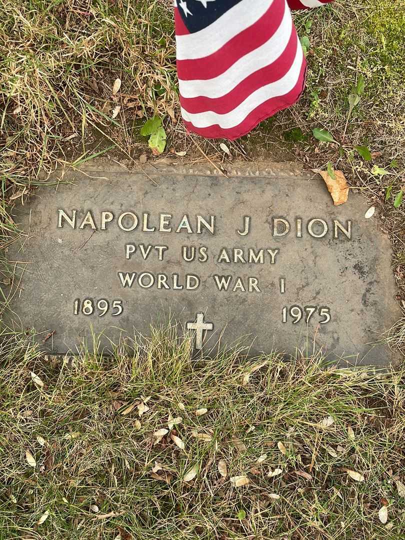 Napolean J. Dion's grave. Photo 3