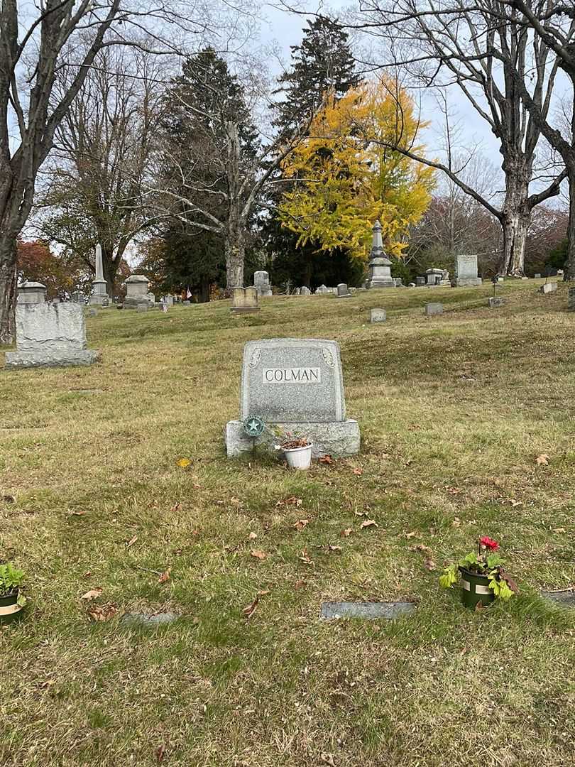 Victoria Cadorette Colman's grave. Photo 2