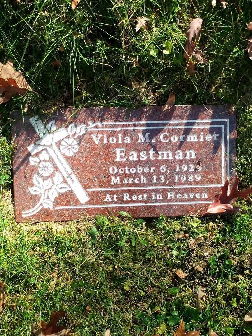 Viola M. Cormier Eastman's grave. Photo 5