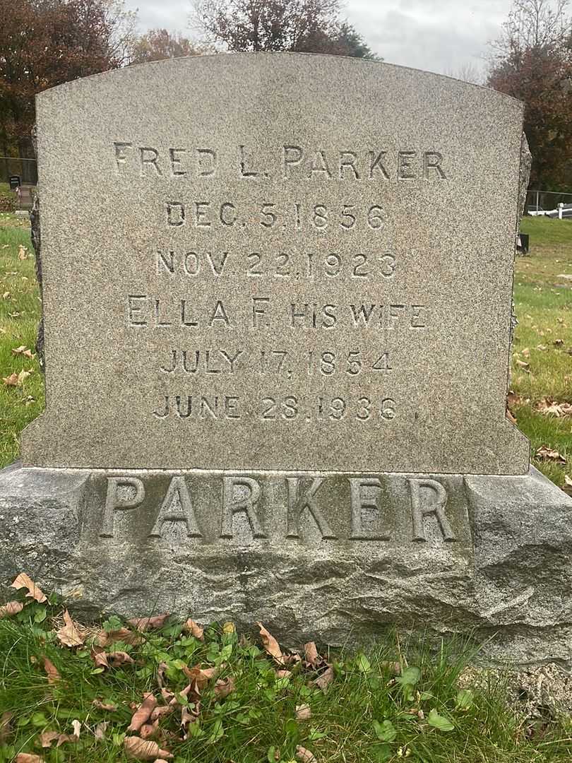 Ella F. Parker's grave. Photo 1