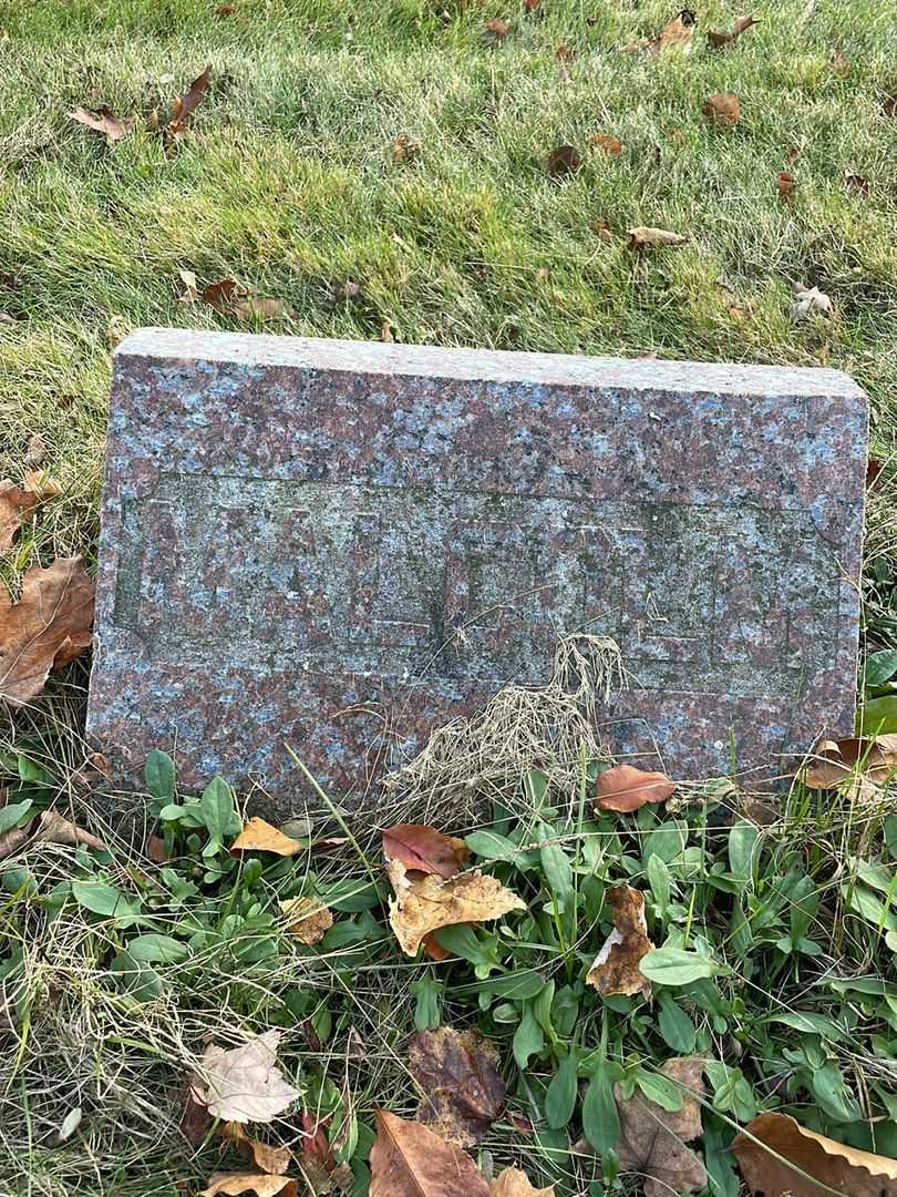 Malcolm O. Smith's grave. Photo 5