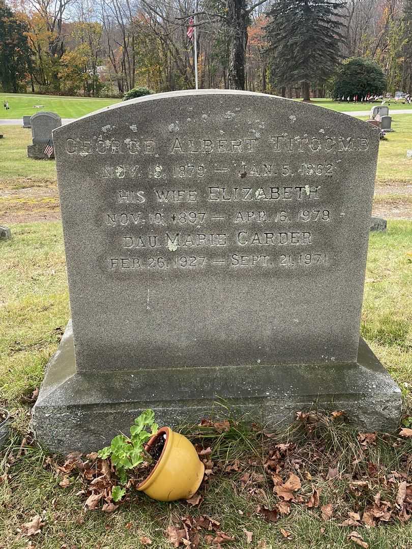 Timothy Walter Carder's grave. Photo 4